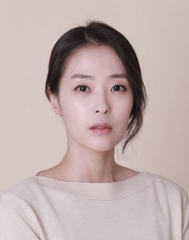 Kim Su-kyung as