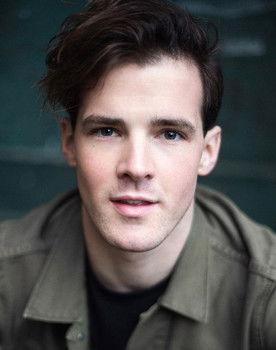 Dennis Hupka as Wolfgang