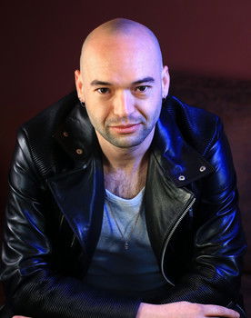 Sammy El Ghadab as Self : Maestro