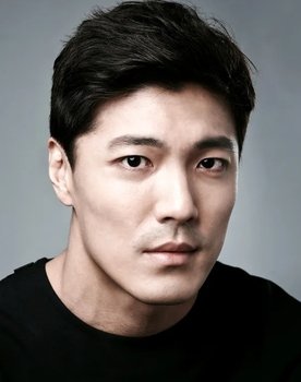 Lee Jae-yoon as Skull tattoo