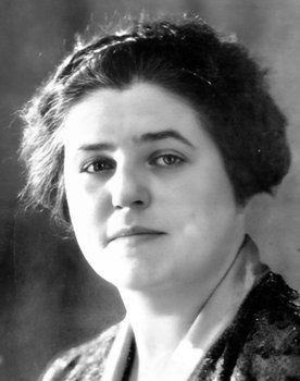 Lotte Lehmann as Mama Feldman