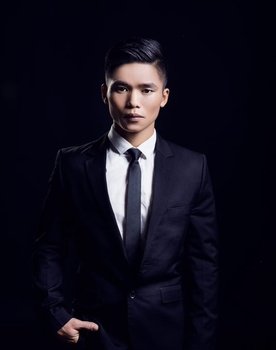 Zhuang Xiaolong as Ban Zhuan