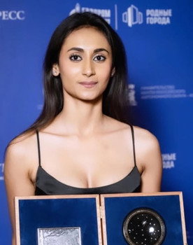 Tanaya Khan Jha as Priyanka