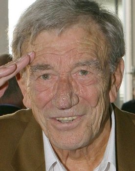 Hellmut Lange as Dr. Jack Roberts