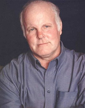 David Dwyer as Uncle Arch