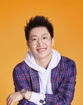 Guan Ze Yuan as 