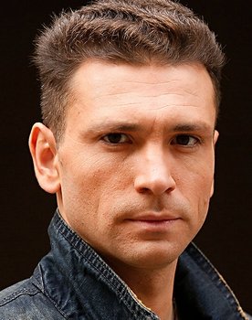 Anton Khabarov