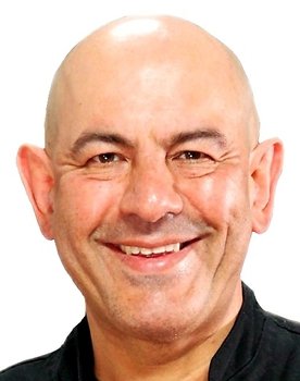 Simon Majumdar