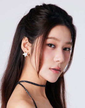 ปรียาภัทย์ หล่อสุวรรณศิริ