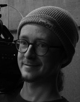 Solomon Harrison as Young Jim