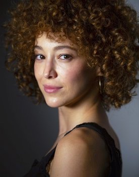 Silvia Orduna as Alba