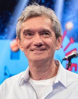 Serginho Groisman as Serginho Groisman