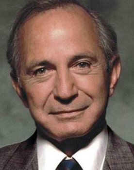 Ben Gazzara as Roger Bannon