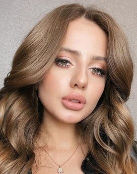 Полина Чистякова