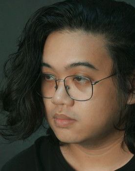 Ram Pedroza as Pilote