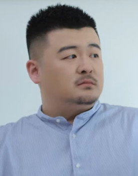 Si Ma Guang Nian as Zhuo Fei