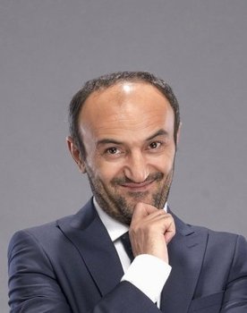 Ersin Korkut as Ersin