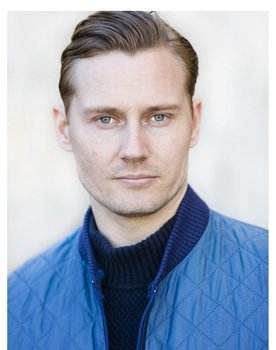 Mads Kruse as Christian