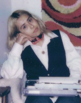 Marinthia Gutiérrez as Self