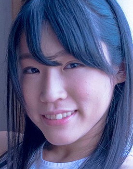 新美さくら
