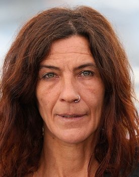 Stefania Gadda as Steff