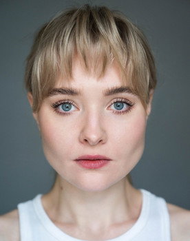 Катерина Решнова as Hlad-ptica