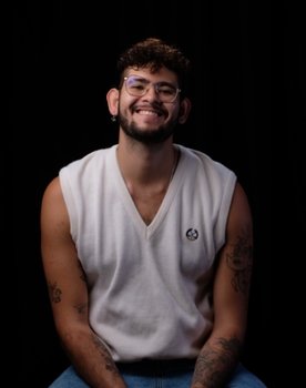 Lucas Lima as Daniel