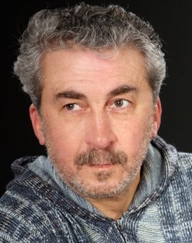 Ayshad Mammadov as Pasha