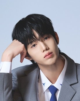 Moon Suhn Bin as Self — Contestant