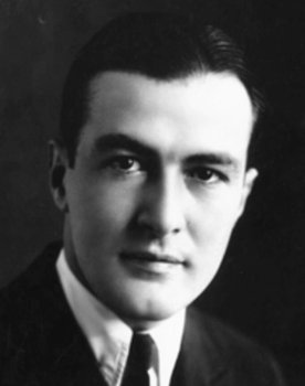 Lester Vail