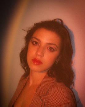 Sophia Anthony as Robin