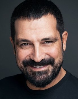 Bülent İnal as 