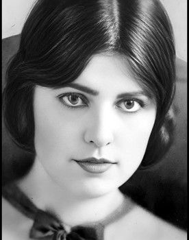 Virginia Rappe as The Object of Attention