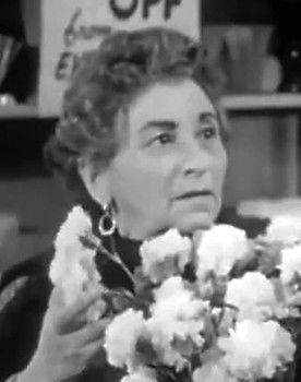 Leola Wendorff as Siddie Shiva