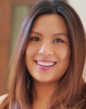 Nikki Gil
