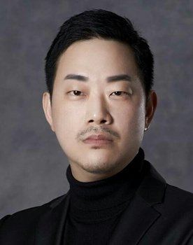 Park Sung-hwan as Detective Shin