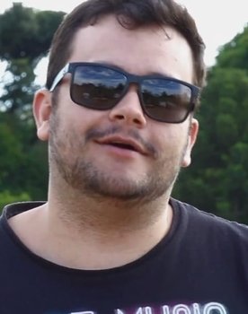 Danrlei Roiter as Self