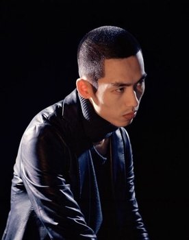 Le Duo as The Red Hair