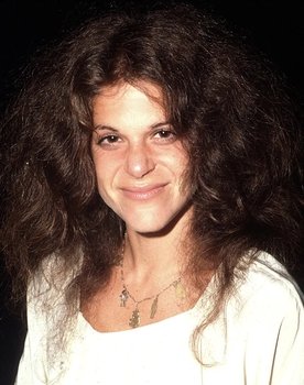 Gilda Radner as Barbra Warblers (voice)