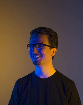 Jasper Loos as De regisseur