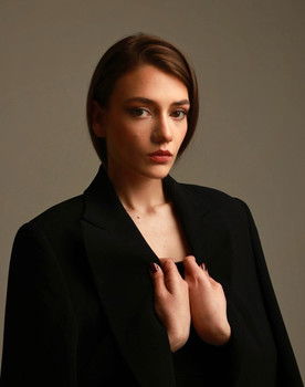Şevval Kaya as Melike