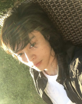 Mark Joseph Antivola as Santi