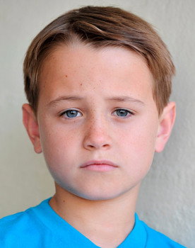 Cameron Castaneda as Will Mitchell