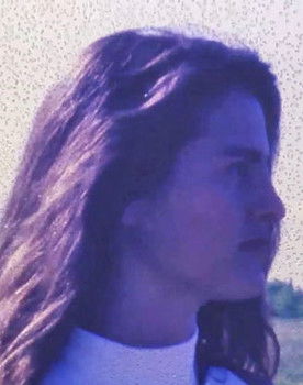 María Fernanda Ruiz Gale as Ella