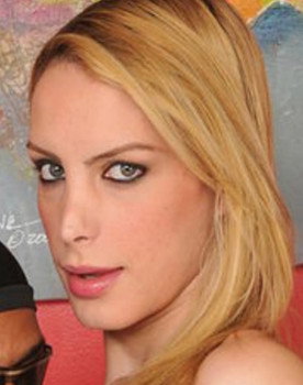 Paola Vieira