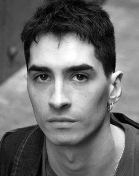 Julián Larquier Tellarini as 