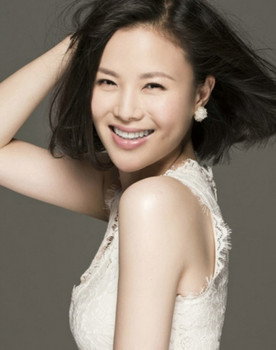 Huang Wei as Chang's Wife