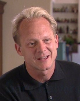 Gary Halvorson as 