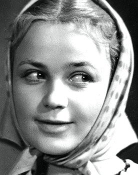Klavdiya Blokhina as Yevprakseyushka