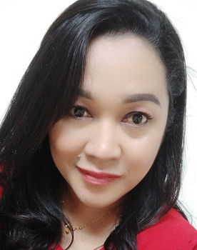 Elly Suhaili as Kak Rogayah